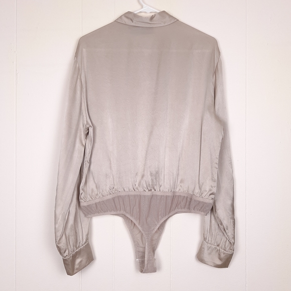 Shape FX 100% silk long sleeve button up shirt bodysuit champagne beige plus - Picture 2 of 8